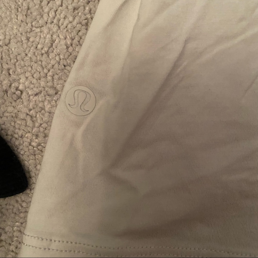 NWT Lululemon Time to Restore T-Shirt - Picture 4 of 4